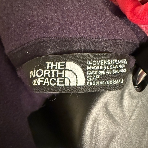 The North Face Black 1/2 Zip Pullover Fleece Pinecones - Picture 5 of 5
